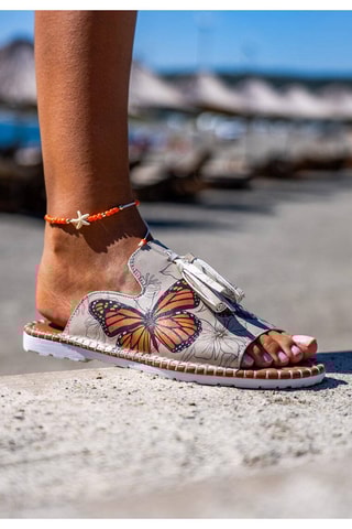 $Mules Fly with Your Own Wings - Beige
