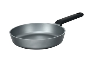 $Poêle en fonte d'aluminium - 24 cm