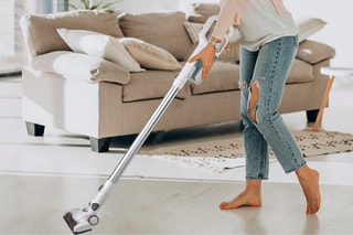 $Aspirateur balai 2-en-1