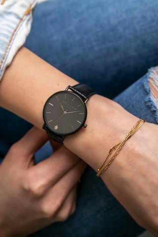 Coffret montre à quartz et 2 bracelets en cuir et en acier