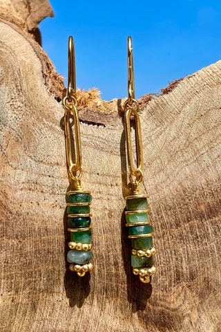 Boucles d'oreilles dorées à l'or fin jaune - Emeraudes