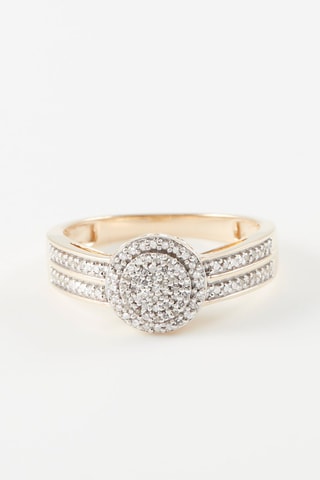 Bague First Love 
Or jaune et diamants