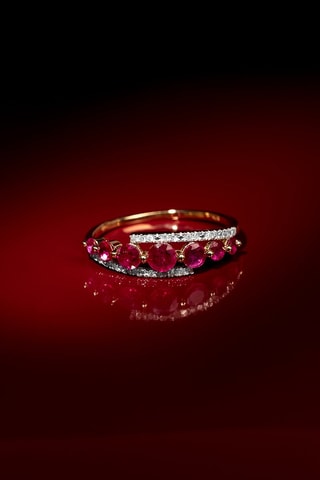 Bague Bran Or jaune, rubis et diamants