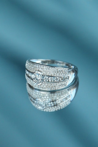 $Bague Jonc Lumineux - Or blanc et diamants