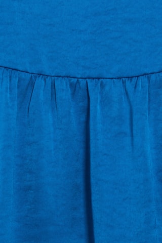 $Robe mi-longue satinée fluide - Bleu