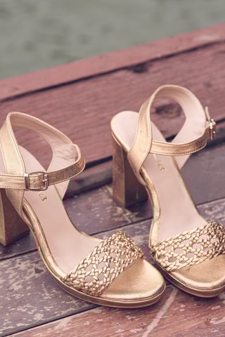 $Sandales à talons en cuir de chèvre Valeska - Doré