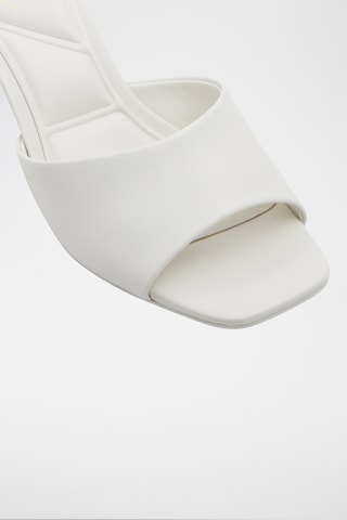$Mules à talons en cuir de mouton Par - Blanc