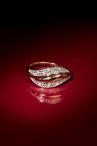 $Bague Tolanaro Or jaune et diamants
