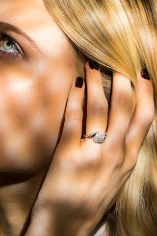 $Bague Je dis Oui! Or blanc et diamants