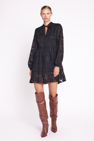 $Robe patineuse en dentelle - Noir