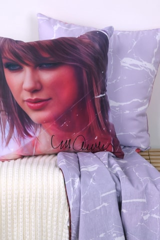 $Coussin Taylor Swift - Mauve - 40 x 40 cm
