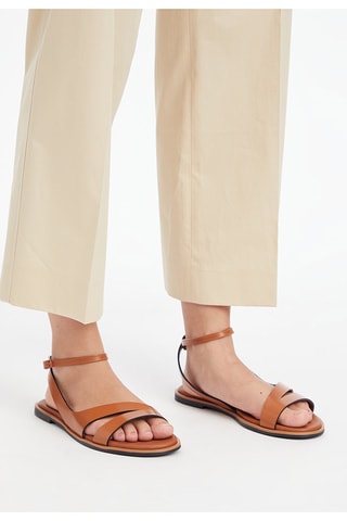$Sandales en cuir Marron