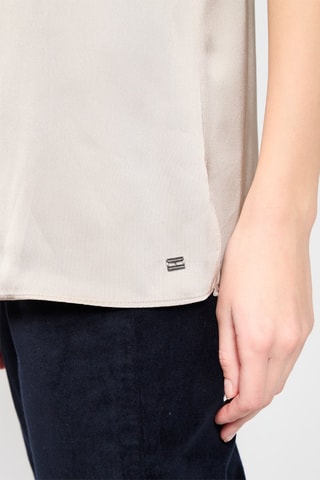 $Top Beige