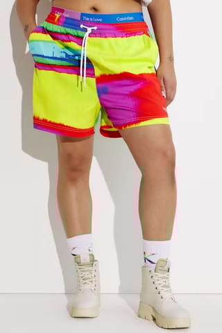 $Short Rouge et pistache