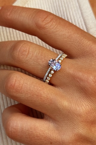 $Bague - Argent plaqué or jaune, améthyste et zircons