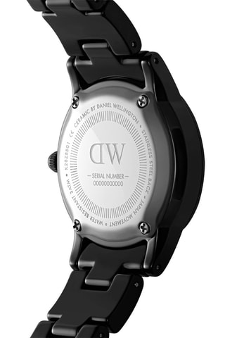 $Montre à quartz en acier Iconic Link Ceramic - 28 mm - noir