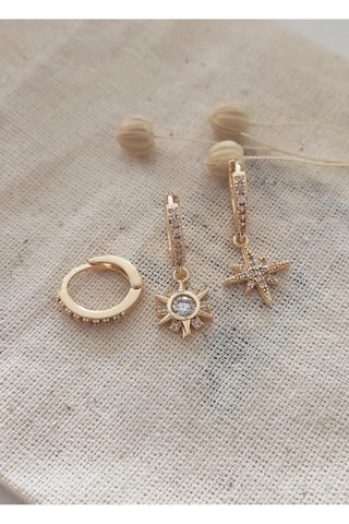 $3 boucles d’oreilles dorées à l’or fin jaune - Zircons