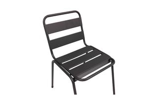 $6 chaises de jardin empilables - Gris foncé