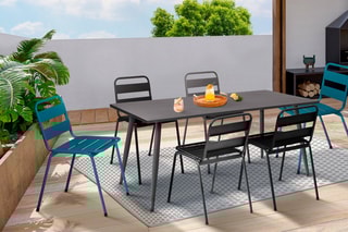 $6 chaises de jardin empilables - Noir et bleu