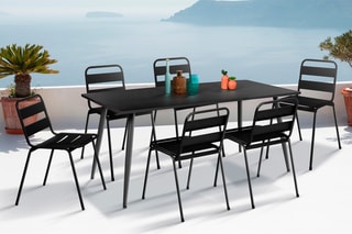 $6 chaises de jardin empilables - Noir