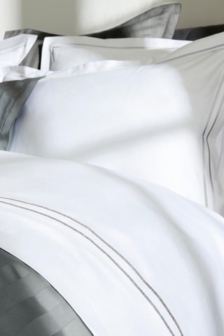 2 taies d'oreiller en satin de coton 80 fils/cm² Paris - Blanc et argenté
