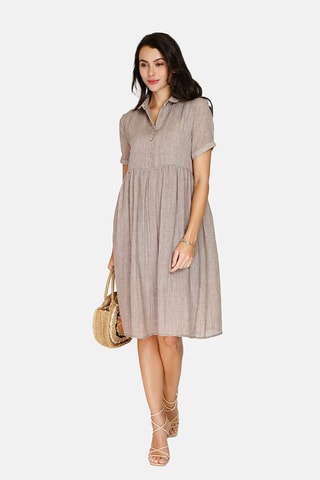 Robe longue en lin 
Beige