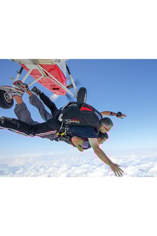 Coffret Saut en parachute au pied des Pyrénées