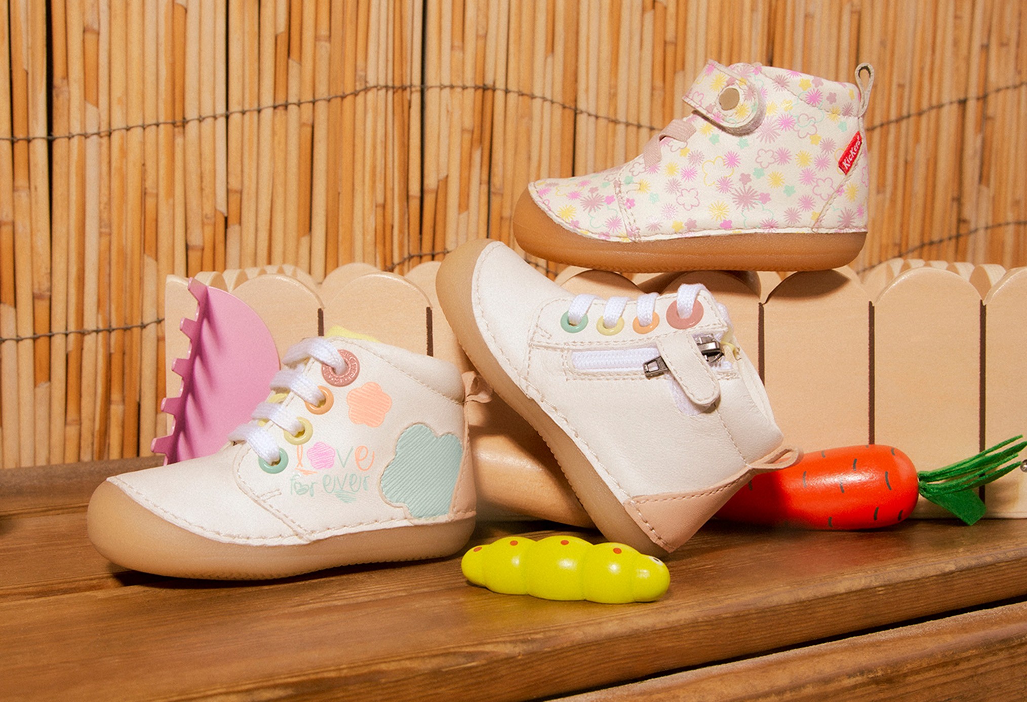 KICKERS en vente flash chez SHOWROOMPRIVÉ