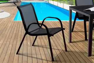 4 chaises de jardin empilables - 84 x 51,5 x 68 cm
