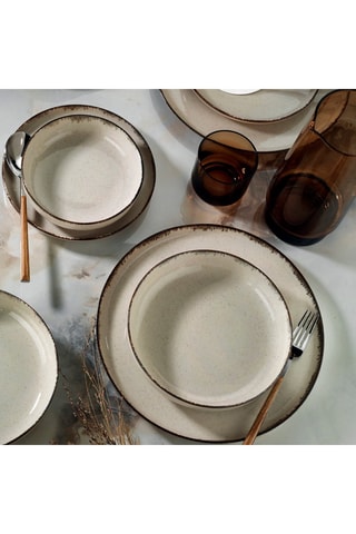 Service en porcelaine 18 pièces