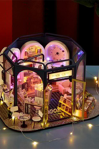Maquette 3D Café du livre LED en bois - Dès 14 ans