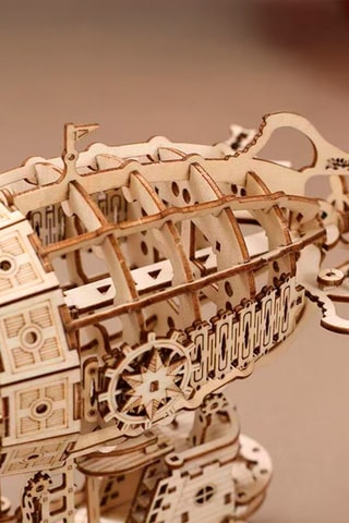 Maquette 3D véhicule aérien en bois - 160 pièces - Dès 14 ans