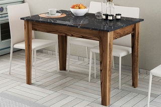 Table - 110 x 75 x 72 cm