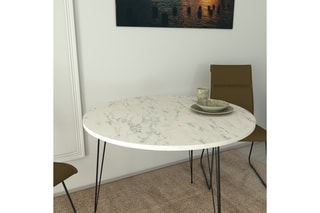 Table - 90 x 90 x 75 cm