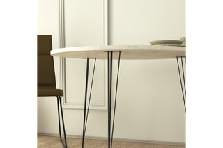 Table - 90 x 90 x 75 cm