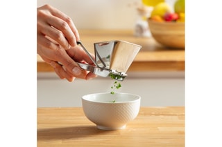 Moulin à herbes aromatiques en acier inoxydable