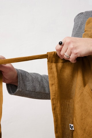 Tablier en lin Caramel