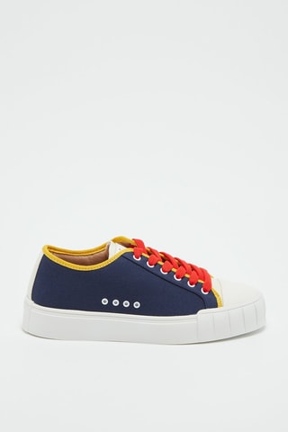 Baskets  
Bleu marine