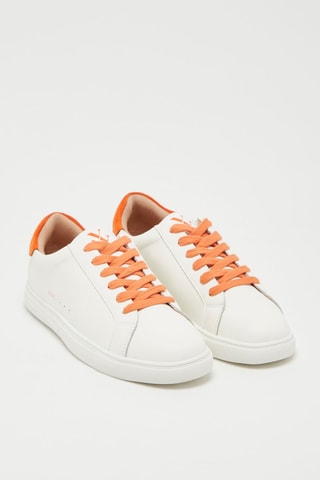 Baskets  Blanc et orange