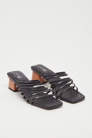Mules de salto Preto