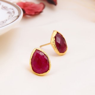 Boucles d'oreilles - Laiton plaqué or & rubis peint