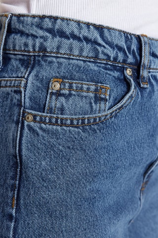 Jean mom taille haute Bleu
