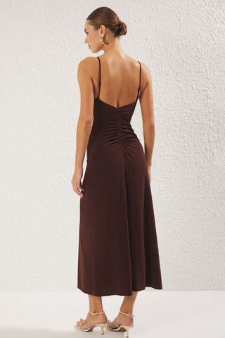 Vestido comprido - Castanho