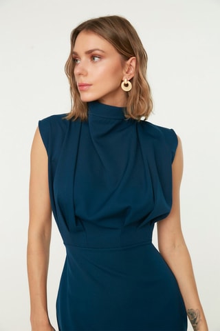 Vestido direito - Azul-petróleo 