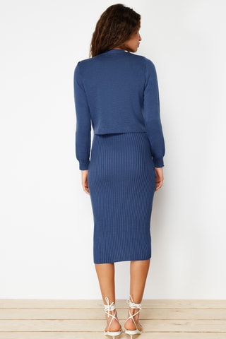Vestido justo e casaco de malha - Azul