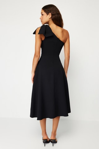 Vestido assimétrico - Preto