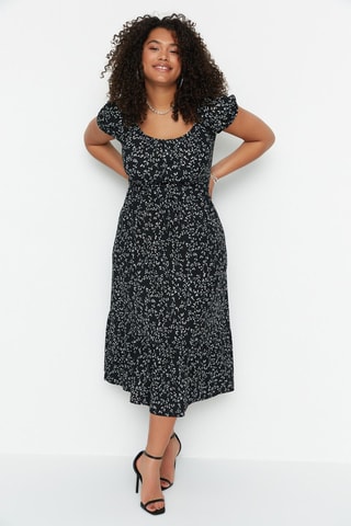 Vestido Plus Size Preto