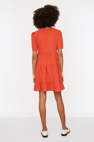 Vestido com folhos Terracota
