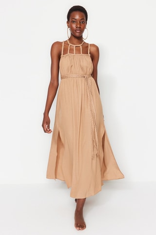 Vestido comprido Bege