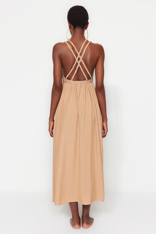 Vestido comprido Bege
